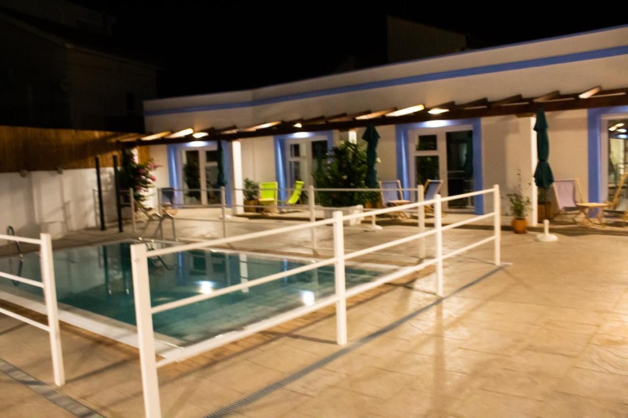 Apartamentos Atenea Херте Екстериор снимка