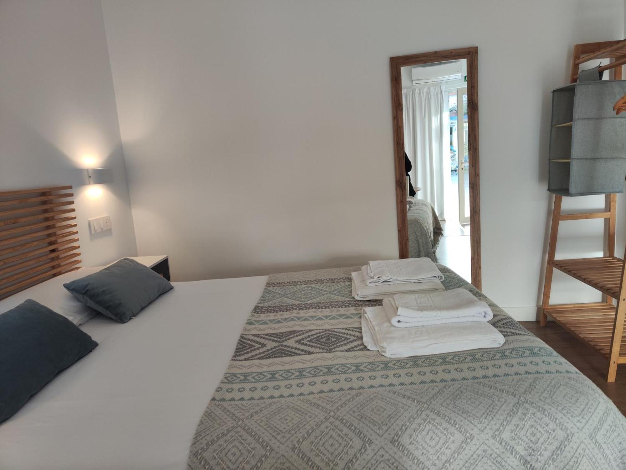 Apartamentos Atenea Херте Екстериор снимка